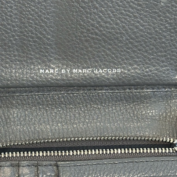 Marc By Marc Jacobs Grey Leather Wallet - Picture 5 of 6